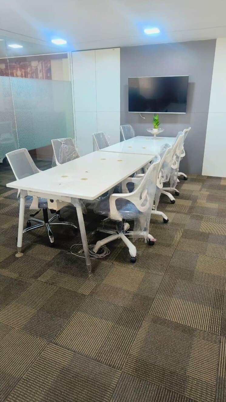 Team Area, prabhadevi Commercial Office Space 6000 Sq.Ft. In Prabhadevi Mumbai 8857309