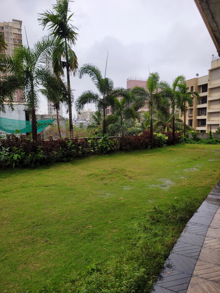Garden, solitaire-heights 1 Bedroom 481 Sq.Ft. Apartment In Malad West Mumbai 8857411