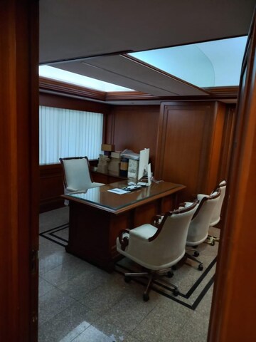  Office Space For Rent in Worli
