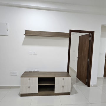 Furnished Amenities in 2.5 BHK Apartment at Prestige Tranquil, Kokapet – for Rent