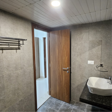 Bathroom in 2.5 BHK Apartment at Prestige Tranquil, Kokapet – for Rent