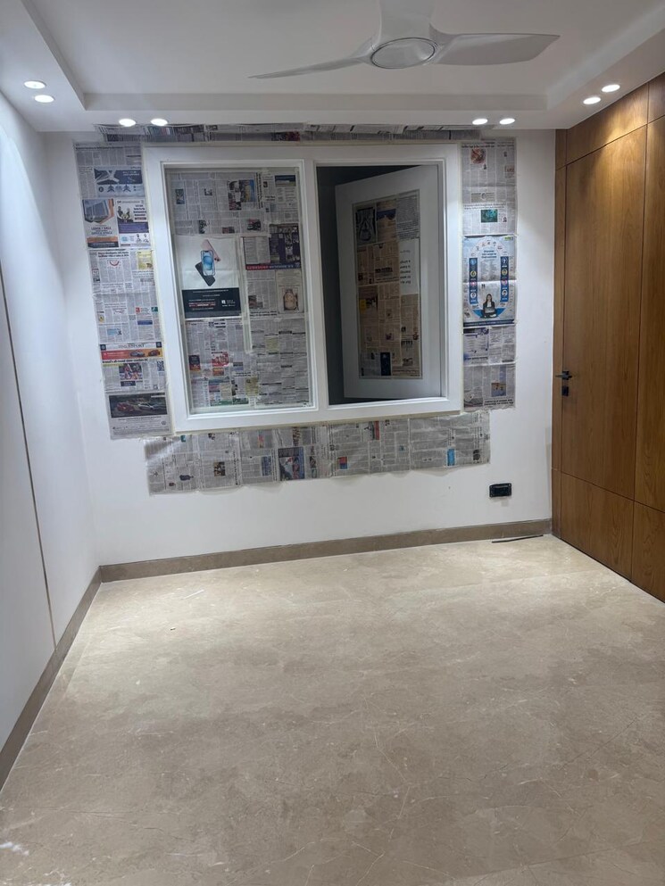 Room, sector 66 3 Bedroom 1250 Sq.Ft. Apartment In Sector 66 Gurgaon 8857588