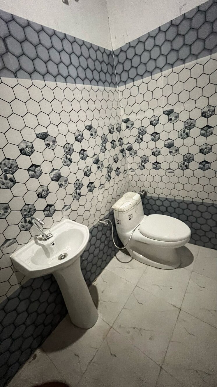 Bathroom, sector 127 2 Bedroom 900 Sq.Ft. Independent House In Sector 127 Mohali 8857610