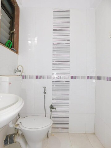 Bathroom in 2 BHK Builder Floor at Sector 46 – for Rent