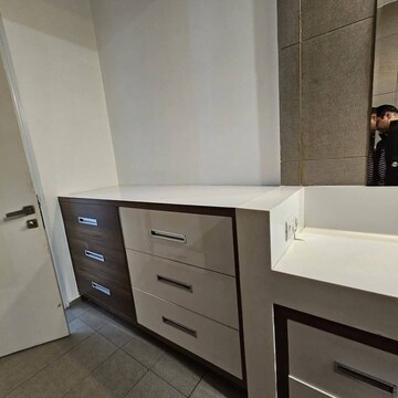 Bathroom in 3 BHK Apartment at Ireo Skyon, Sector 60 – for Rent