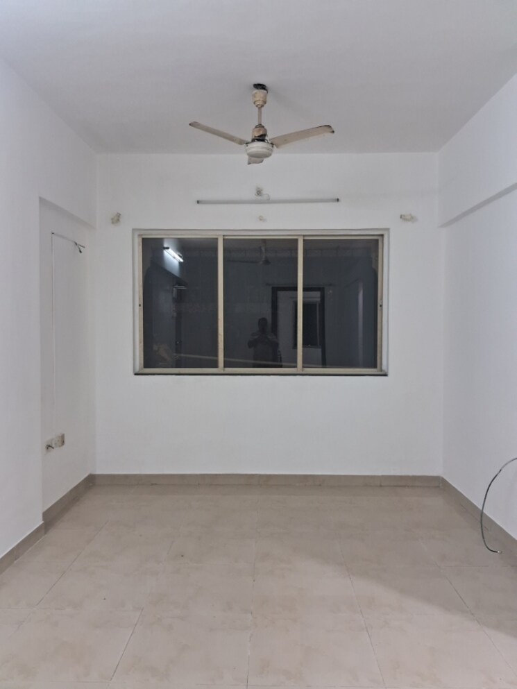 Living Room, dosti-daffodil 1 Bedroom 400 Sq.Ft. Apartment In Wadala East Mumbai 8857930