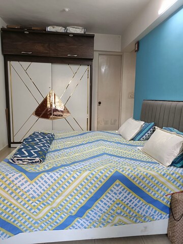 Bedroom in 2 BHK Apartment at Vaikunth CHS, Chembur – for Sale