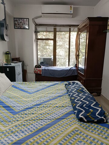 Bedroom in 2 BHK Apartment at Vaikunth CHS, Chembur – for Sale