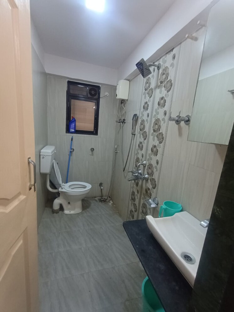Bathroom, rna-continental 2 Bedroom 730 Sq.Ft. Apartment In Chembur Mumbai 8857941