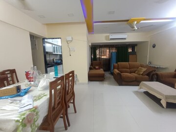 Master Bedroom in 2 BHK Apartment at RNA Continental, Chembur – for Rent