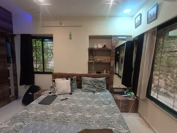 Bedroom in 2 BHK Apartment at RNA Continental, Chembur – for Rent