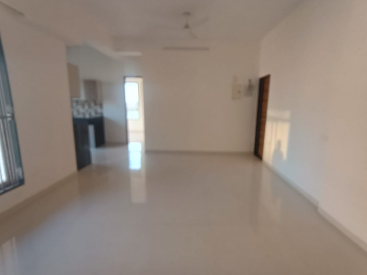 2 BHK + Servant Room Apartment For Rent in Shree Mangesh