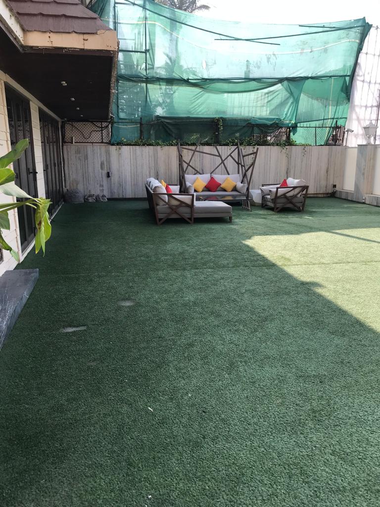 4 BHK + Pooja Room Villa For Sale in Juhu Scheme