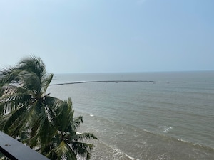 Parking in 4 BHK Villa at Juhu Scheme, Juhu – for Sale