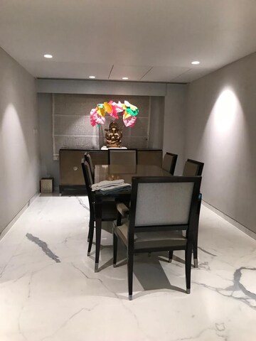 Master Bedroom in 4 BHK Villa at Juhu Scheme, Juhu – for Sale