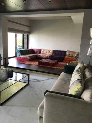 Bedroom in 4 BHK Villa at Juhu Scheme, Juhu – for Sale