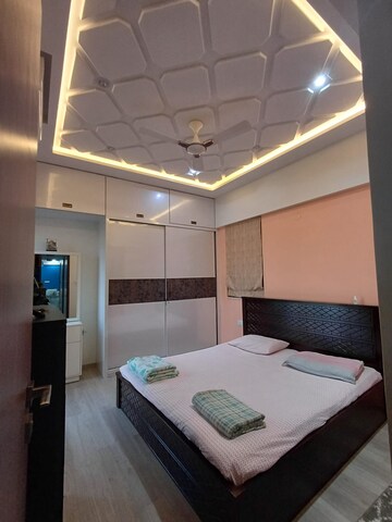 Master Bedroom in 2 BHK Apartment at Sheth Auris Serenity Tower 1, Malad West – for Sale