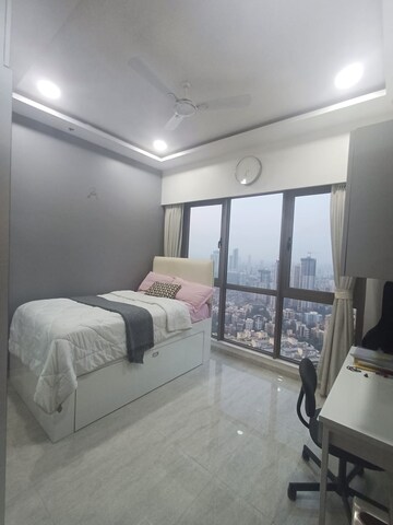 Master Bedroom in 2 BHK Apartment at Sheth Auris Serenity Tower 1, Malad West – for Sale