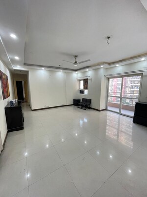 Room in 3 BHK Apartment at Sector 75 – for Sale