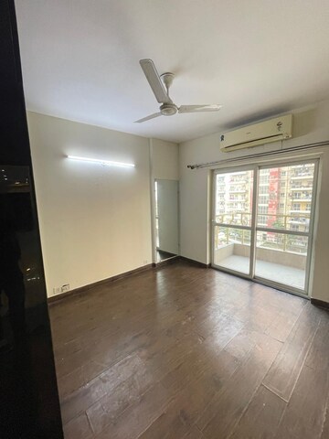 Bedroom in 3 BHK Apartment at Sector 75 – for Sale