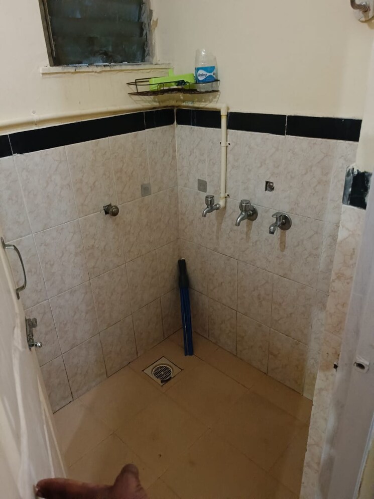 Bathroom, mhada-prakash-cotton-mill 1 Bedroom 228 Sq.Ft. Apartment In Lower Parel Mumbai 8857960