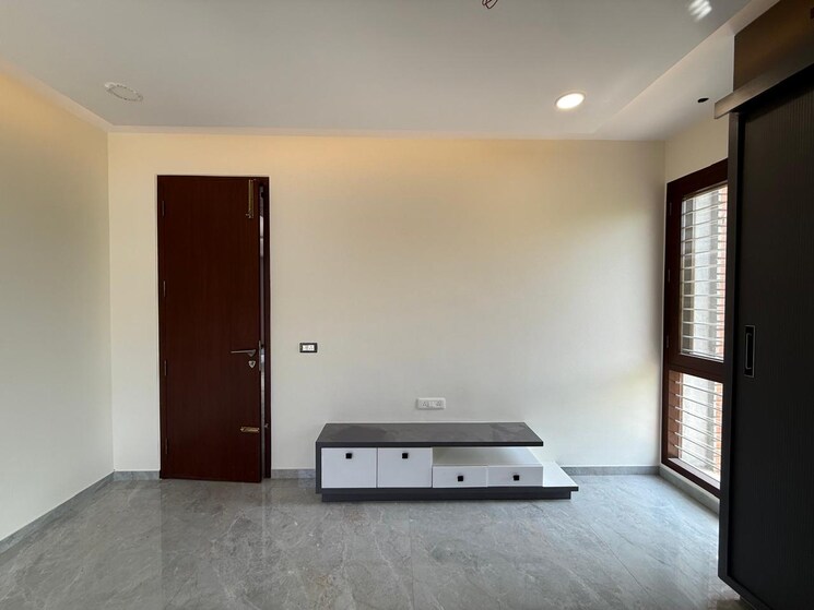 Room, jp nagar phase 8 4 Bedroom 3500 Sq.Ft. Independent House In Jp Nagar Phase 8 Bangalore 8857959