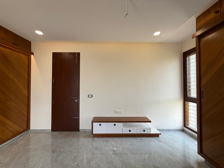undefined, jp nagar phase 8 4 Bedroom 3500 Sq.Ft. Independent House In Jp Nagar Phase 8 Bangalore 8857959