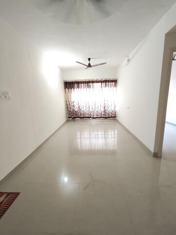 Room in 1 BHK Apartment at Priyadarshani CHS, Prabhadevi – for Rent