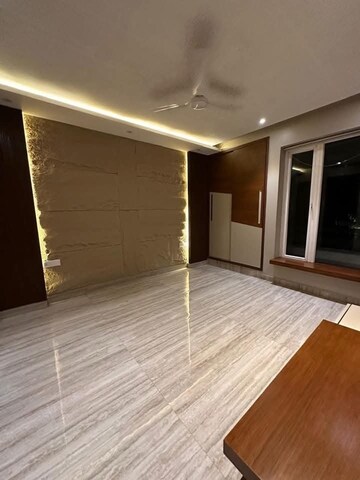 Room in 3 BHK Builder Floor at Dwarka Mor – for Sale
