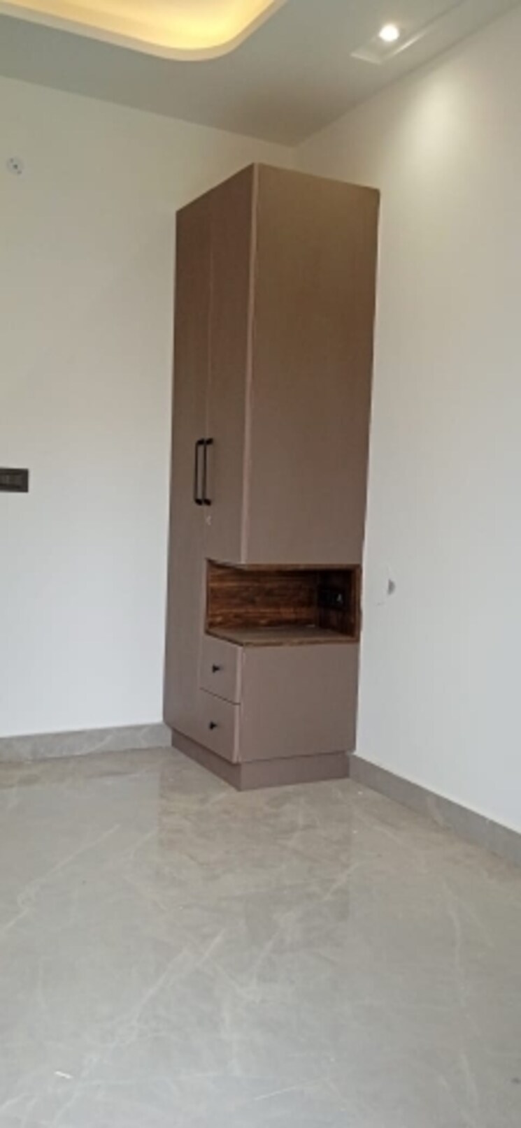 Room, igi airport area 2 Bedroom 700 Sq.Ft. Apartment In Igi Airport Area Delhi 8857967