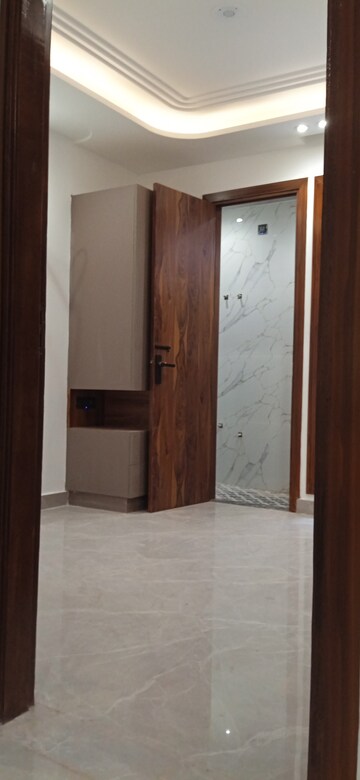 Building Lobby in 2 BHK Builder Floor at Igi Airport Area – for Sale