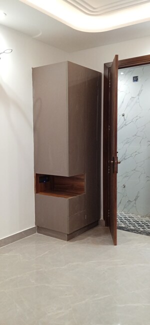 Bathroom in 2 BHK Builder Floor at Igi Airport Area – for Sale