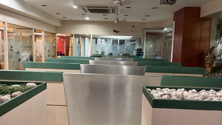 Team Area, andheri east Commercial Office Space 2600 Sq.Ft. In Andheri East Mumbai 8857969