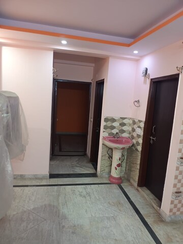 Bedroom in 2.5 BHK Builder Floor at Mayur Vihar – for Rent