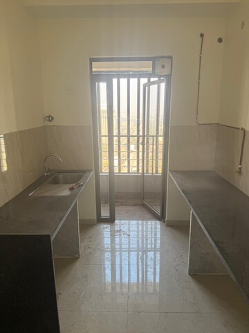 Living Room in 2 BHK Apartment at Kalpataru Paramount, Kapur Bawdi – for Sale