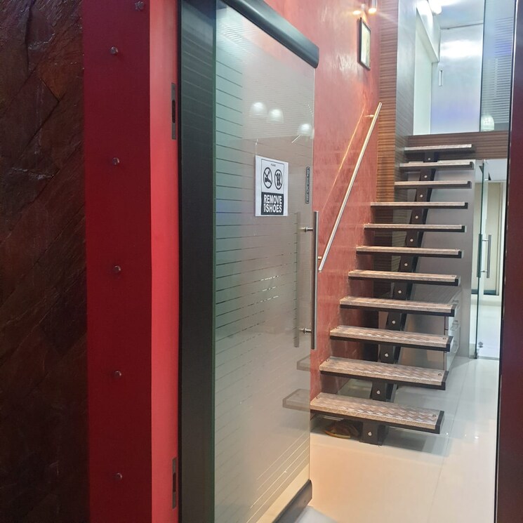 undefined, kuber-complex Commercial Office Space 450 Sq.Ft. In Andheri West Mumbai 8857996