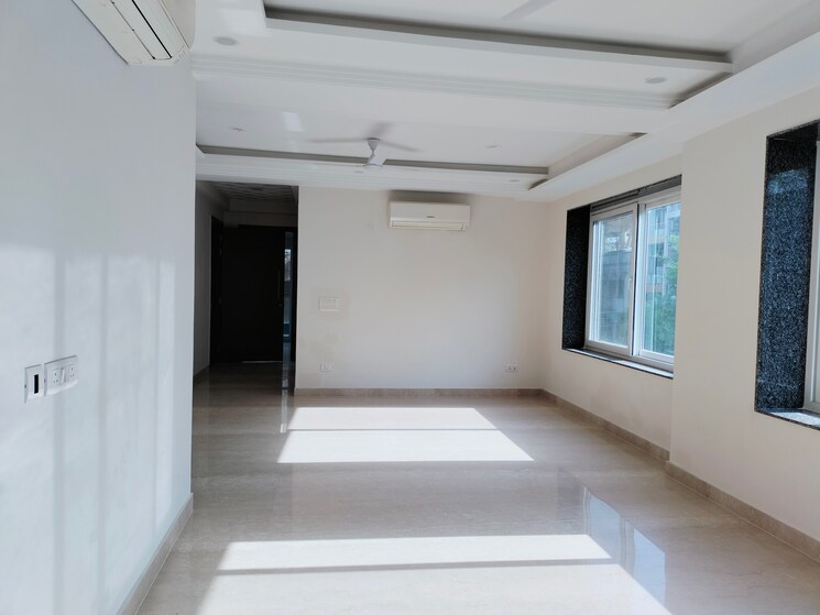 Room, shivalik colony 3 Bedroom 1800 Sq.Ft. Apartment In Shivalik Colony Delhi 8858016