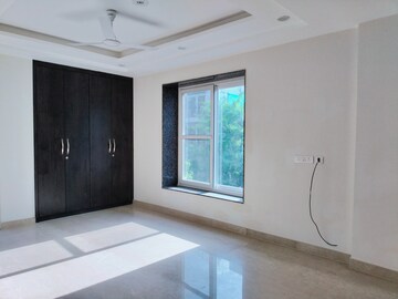Room in 3 BHK Apartment at Shivalik Colony – for Rent