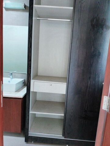 Furnished Amenities in 3 BHK Apartment at Shivalik Colony – for Rent