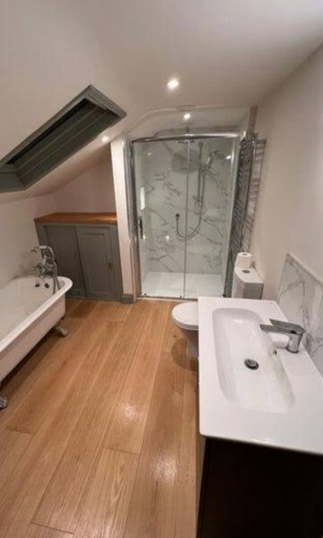 Attached Bathroom in 3 BHK Builder Floor at Saket – for Rent