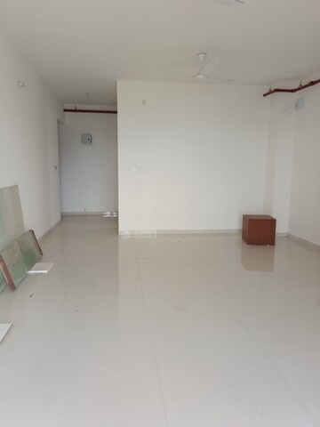 2 BHK Apartment For Rent in Runwal Nirvana, Parel