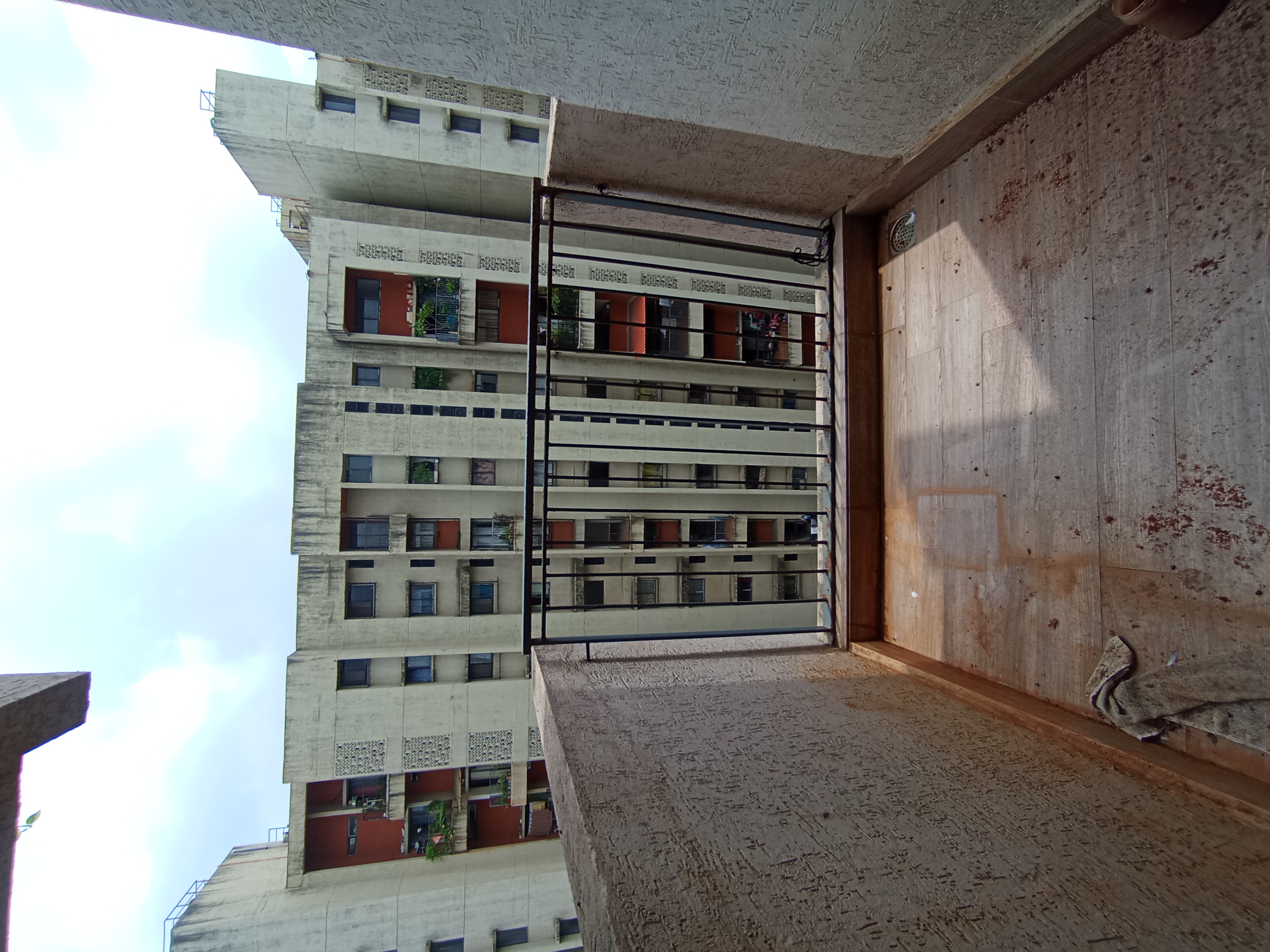 1.5 BHK + Pooja Room,Extra Room Apartment For Sale in Lodha Palava City Lakeshore Greens