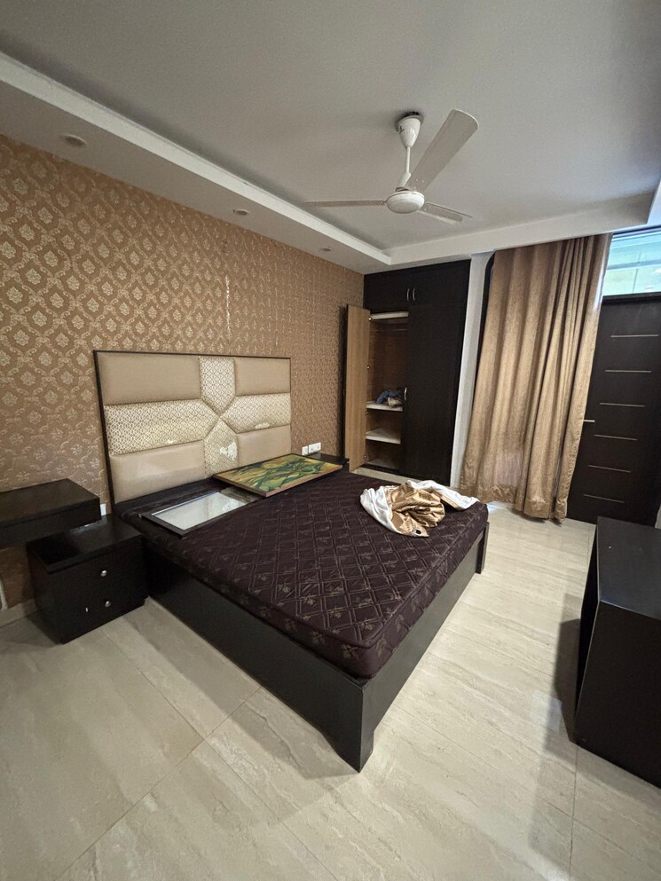 Bedroom, greater kailash ii 3 Bedroom 2000 Sq.Ft. Builder Floor In Greater Kailash ii Delhi 8858045