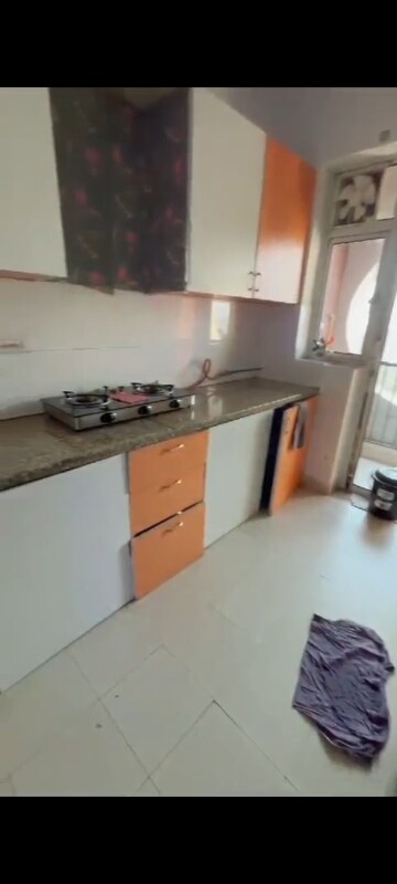 Master Bedroom in 4 BHK Apartment at DLF The Skycourt, Sector 86 – for Sale