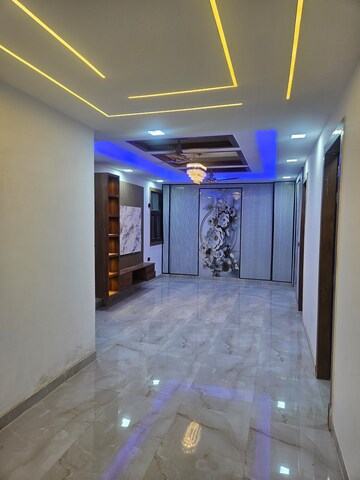 Furnished Amenities in 4 BHK Builder Floor at Sector 1 Greater Noida – for Sale