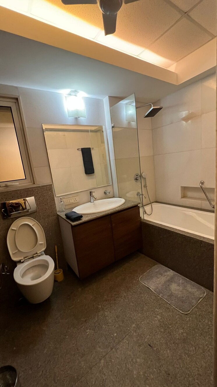 Bathroom, anand niketan 4 Bedroom 3200 Sq.Ft. Apartment In Anand Niketan Delhi 8858053