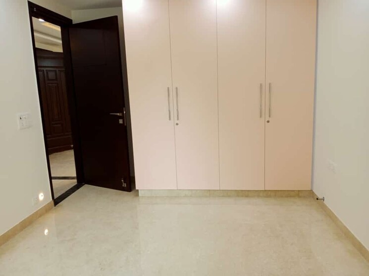 Room, veera-safdarjung-enclave 3 Bedroom 2000 Sq.Ft. Apartment In Safdarjung Enclave Delhi 8858066