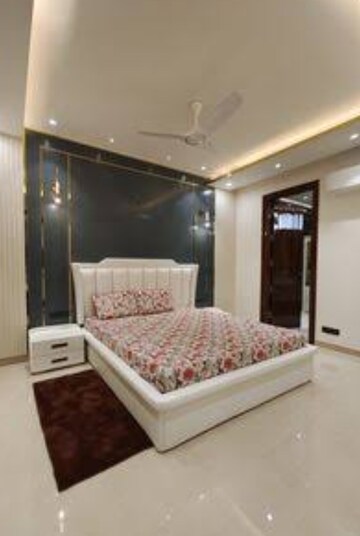 3 BHK Builder Floor For Rent in Saket