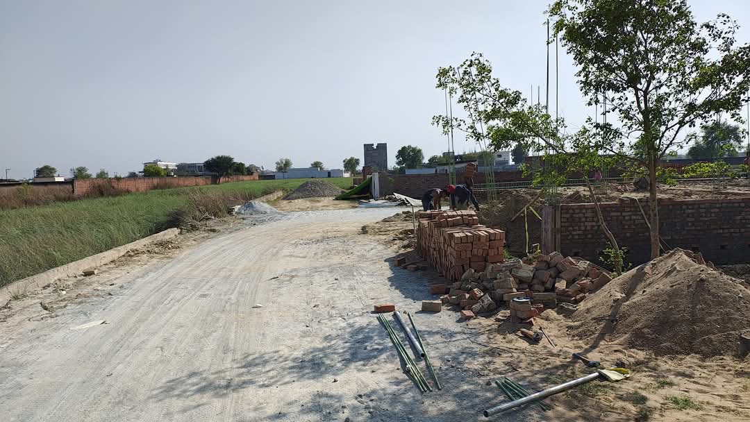 Plot For Sale in Divyan Builder 