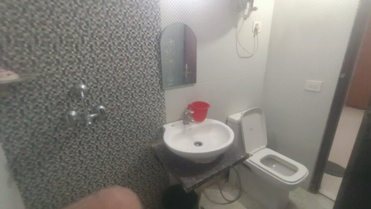 Bathroom, gaurs-siddhartham 2 Bedroom 945 Sq.Ft. Apartment In Siddharth Vihar Ghaziabad 8858164